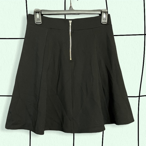 LIKE NEW Skater Skirt - Picture 2 of 4